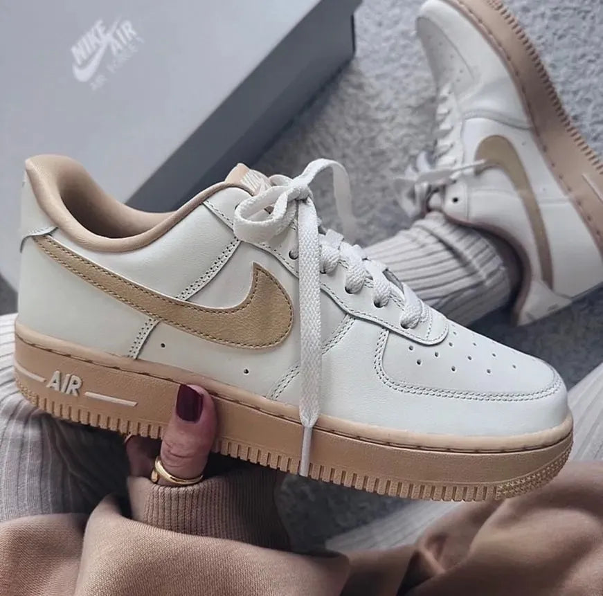 NIKE AIR FORCE 1 | CARAMEL