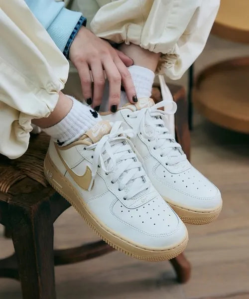 NIKE AIR FORCE 1 | CARAMEL