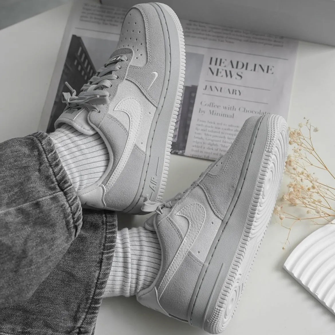 NIKE AIR FORCE 1 MINI SWOOSH | SMOKY GREY