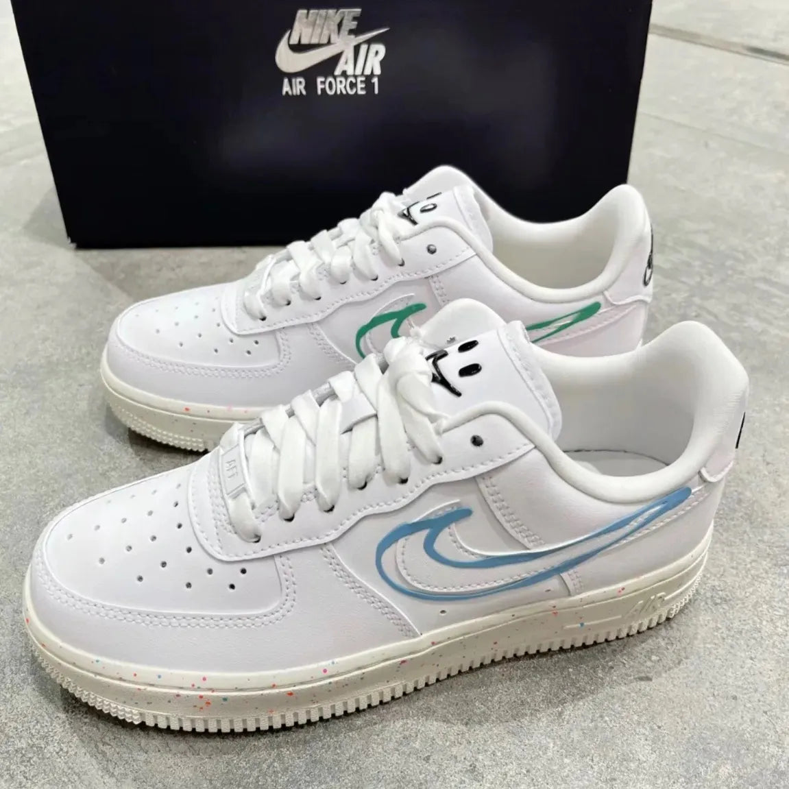 NIKE AIR FORCE 1 | PAINTING SWOOSH