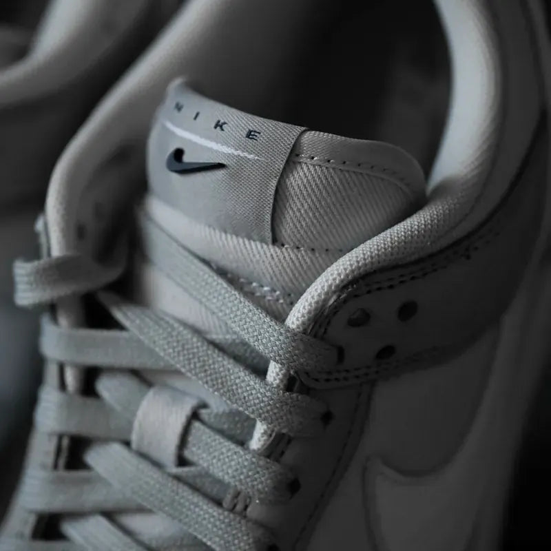 NIKE DUNK LOW | TWO TONE GREY