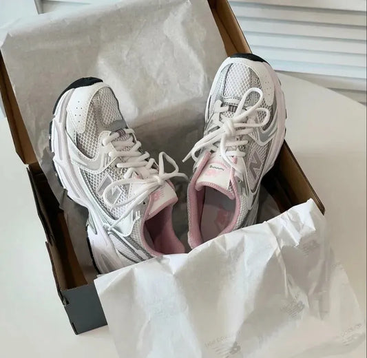 NEW BALANCE 530 BK | PINK SILVER