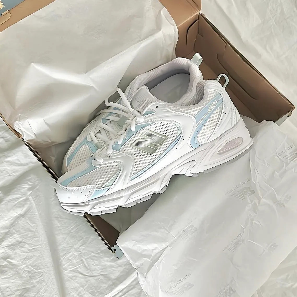 NEW BALANCE 530 | PALE BLUE