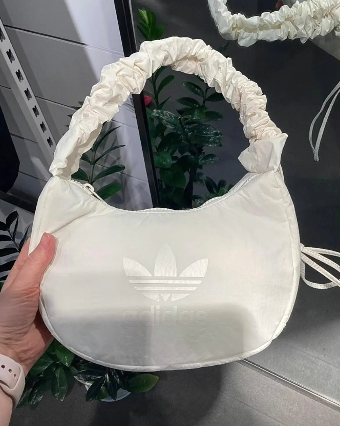 ADIDAS 3WAY SHOULDER BAG ( 皺褶雲朵 ) | OFF WHITE