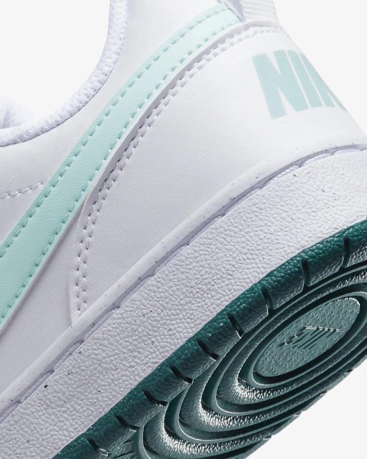 NIKE COURT BOROUGH LOW | MINT