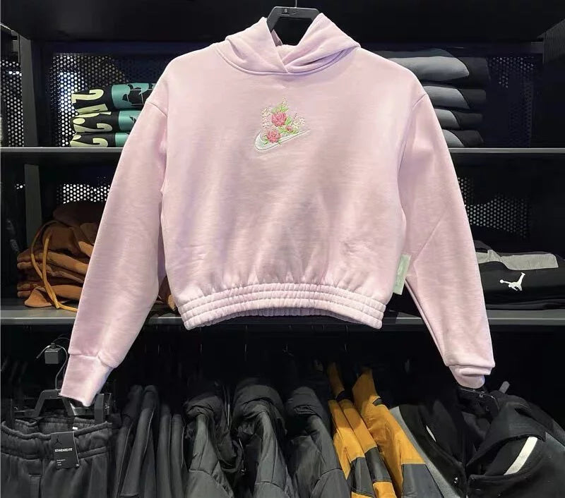 NIKE EMBROIDERED CROP HOODIE | PINK