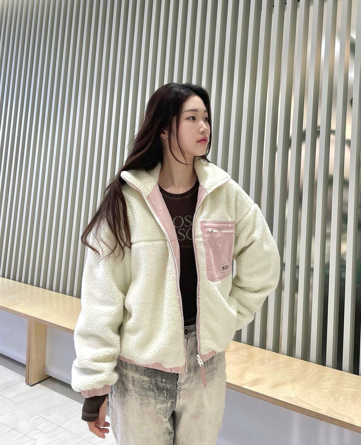 WHO.A.U REVERSIBLE JACKET ( 雙面搖粒外套 ) | 4 COLORS