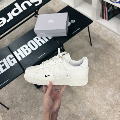 NIKE AIR FORCE 1 MINI SWOOSH | MILKY WHITE