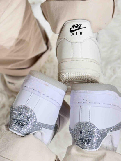 NIKE AIR FORCE 1 | SILVER ( 磨紗閃粉 )