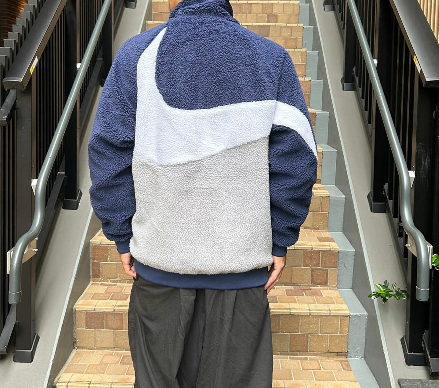 NIKE BIG SWOOSH REVERSIBLE JACKET ( 雙面搖粒外套 ) | 2 COLORS