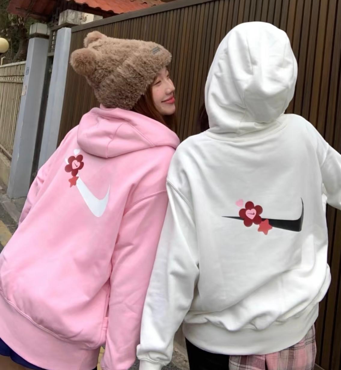 NIKE FLOWER HEART SWOOSH HOODIES | 2 COLORS