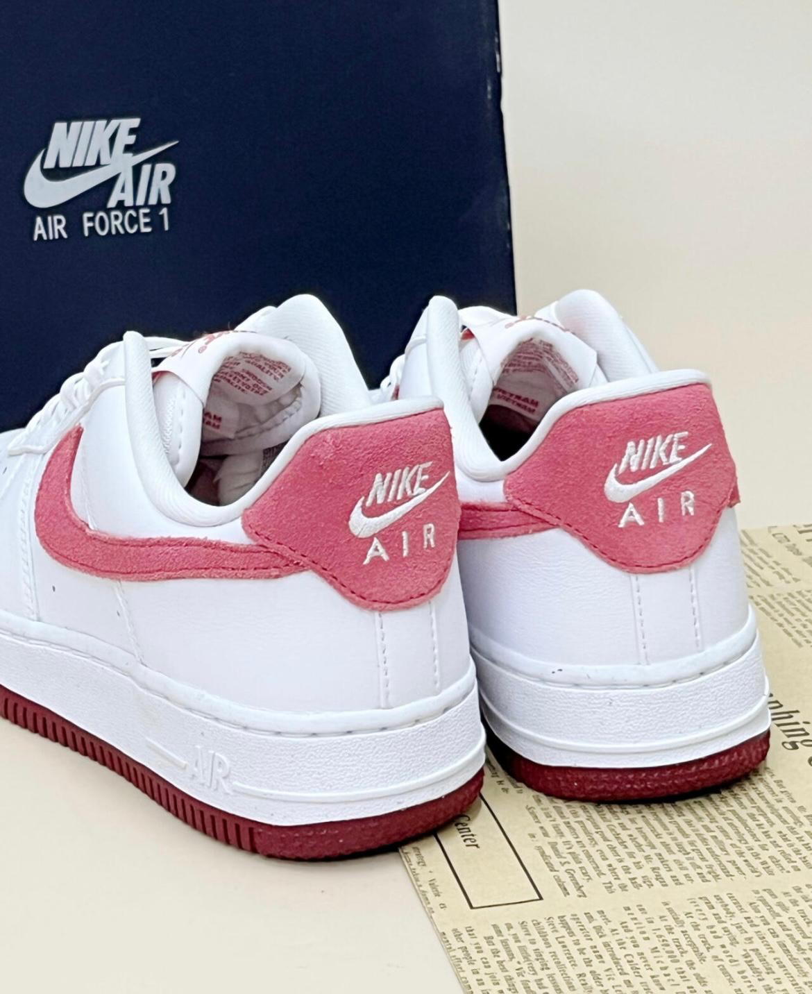 NIKE AIR FORCE 1 | BERRY PINK