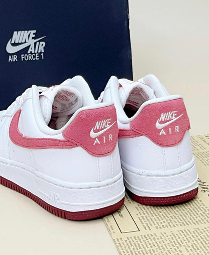 NIKE AIR FORCE 1 | BERRY PINK