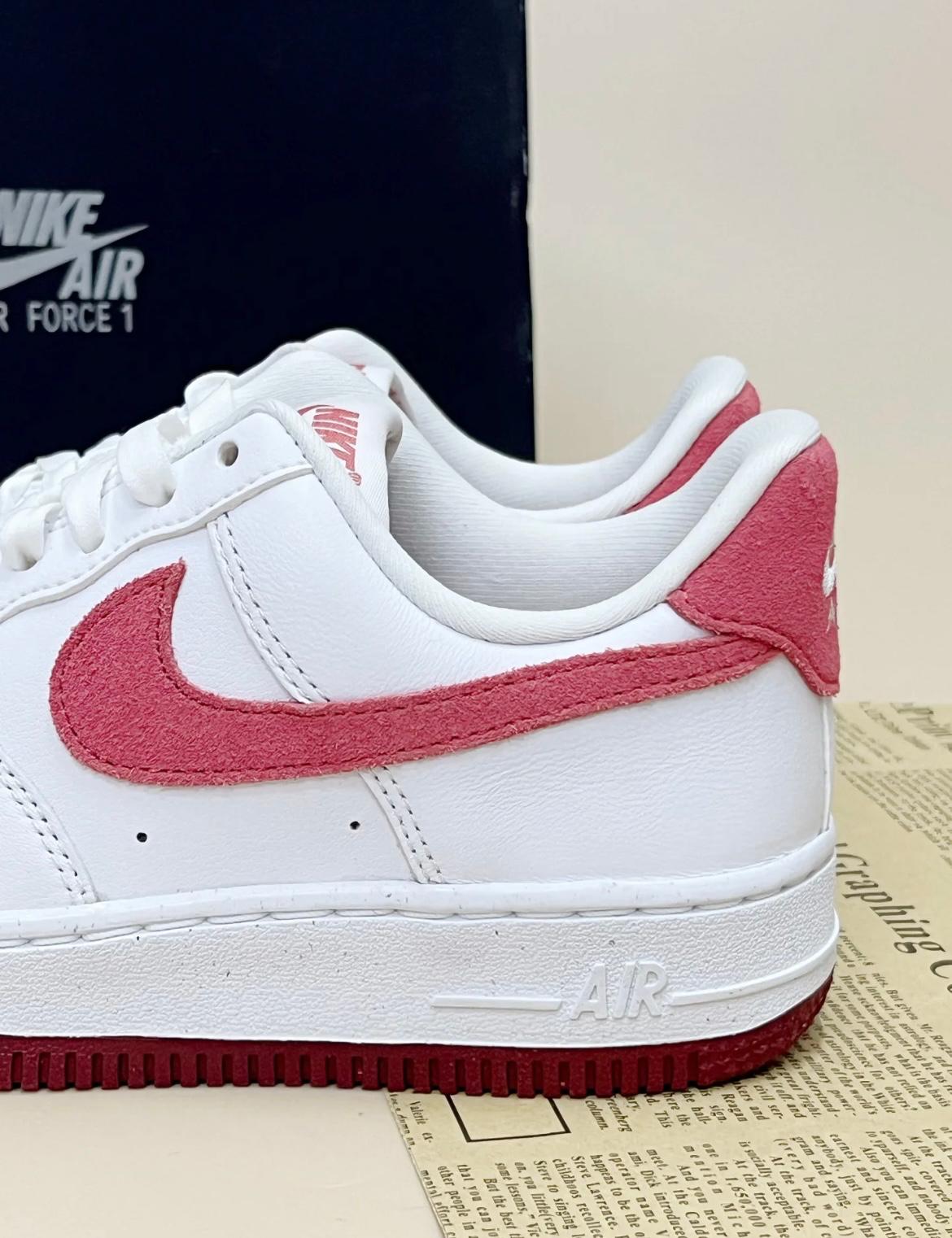 NIKE AIR FORCE 1 | BERRY PINK