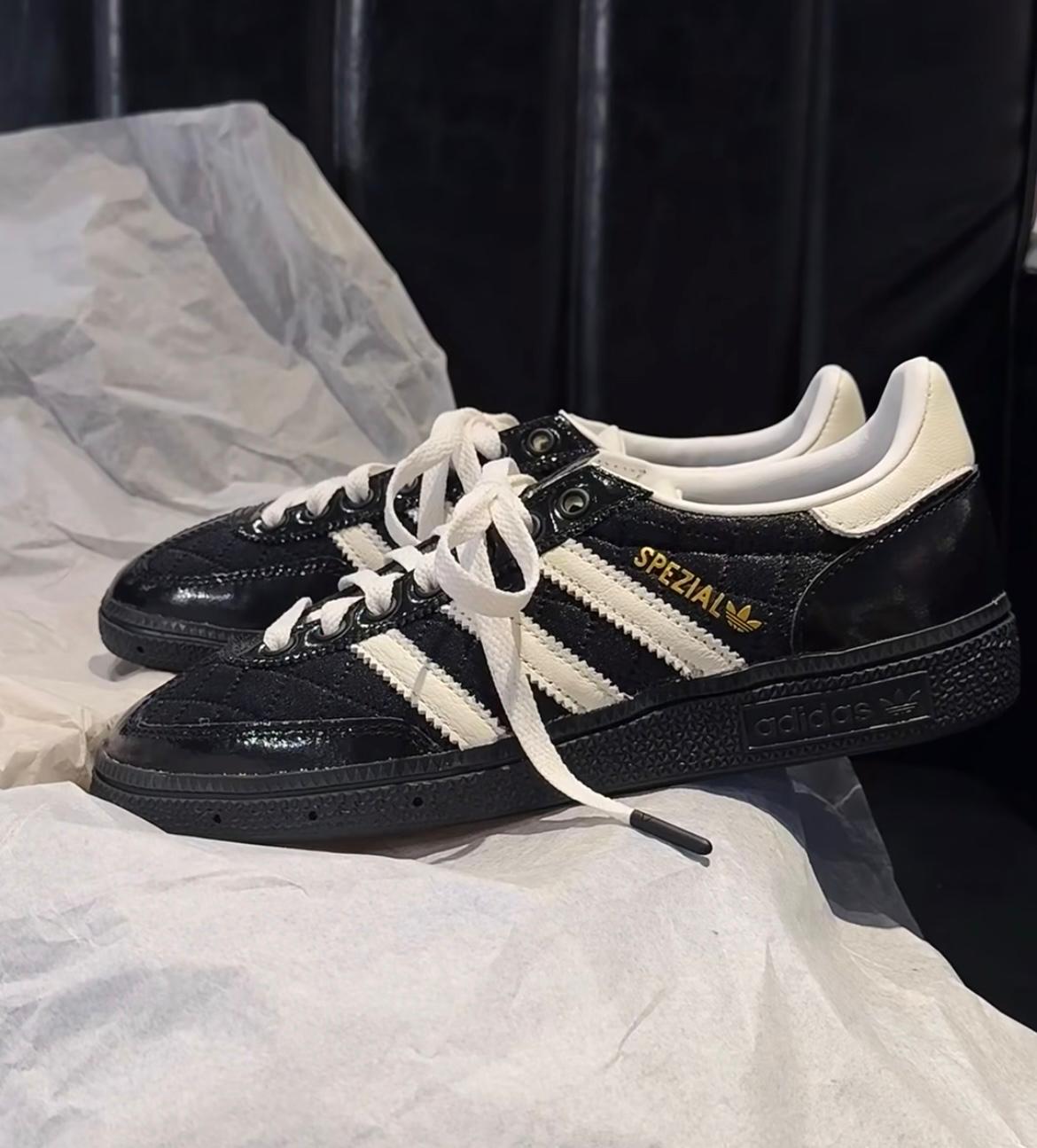 ADIDAS HANDBALL SPEZIAL | BLACK WHITE